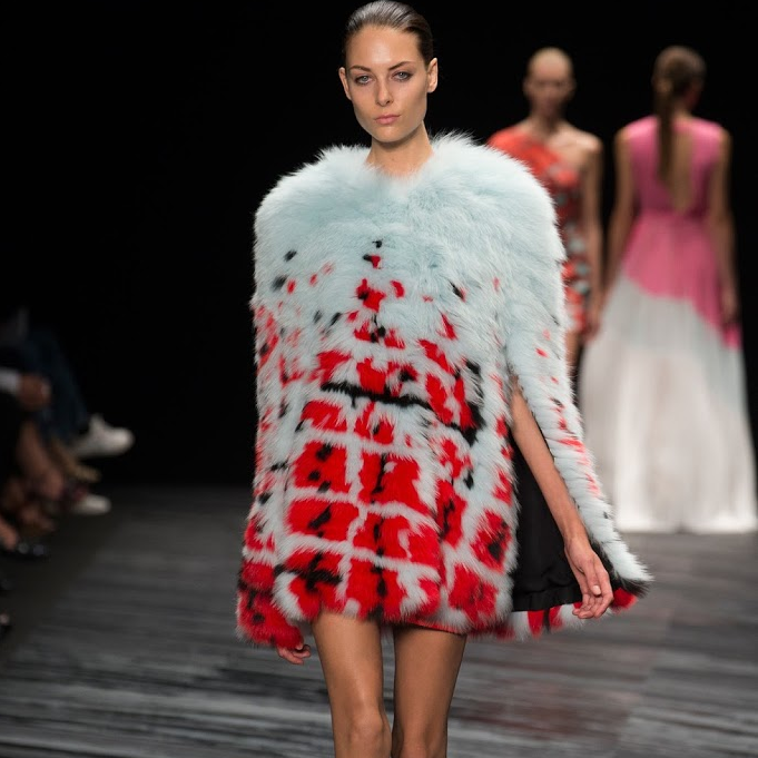 J.Mendel: “Beauty is About Confidence, Femininity, and Beauty on the Inside!”