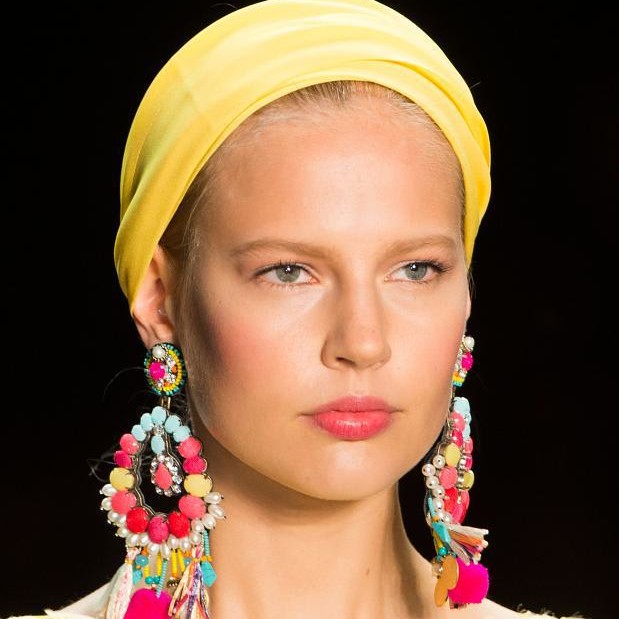 Glowing Skin & Pink Petal Lips